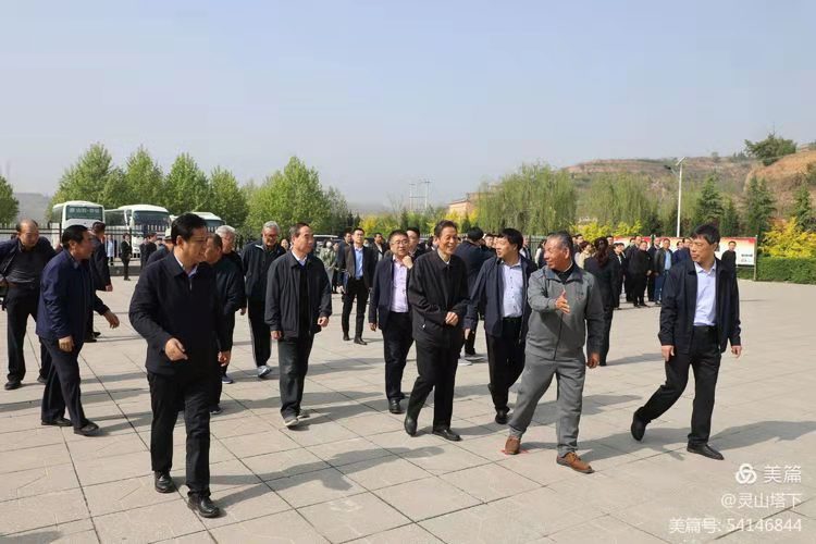 黄有泉,陈永信,张建合等参加,市人大常委会秘书长,机关党委书记赵振国